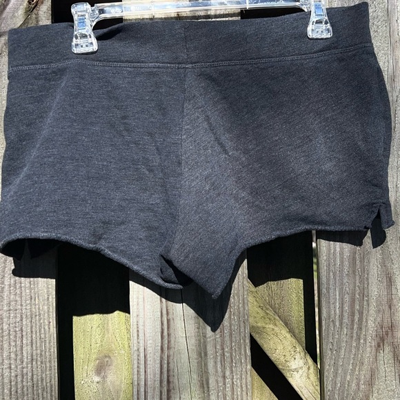 Victoria’s Secret gray drawstring shorts with pockets - Picture 5 of 5